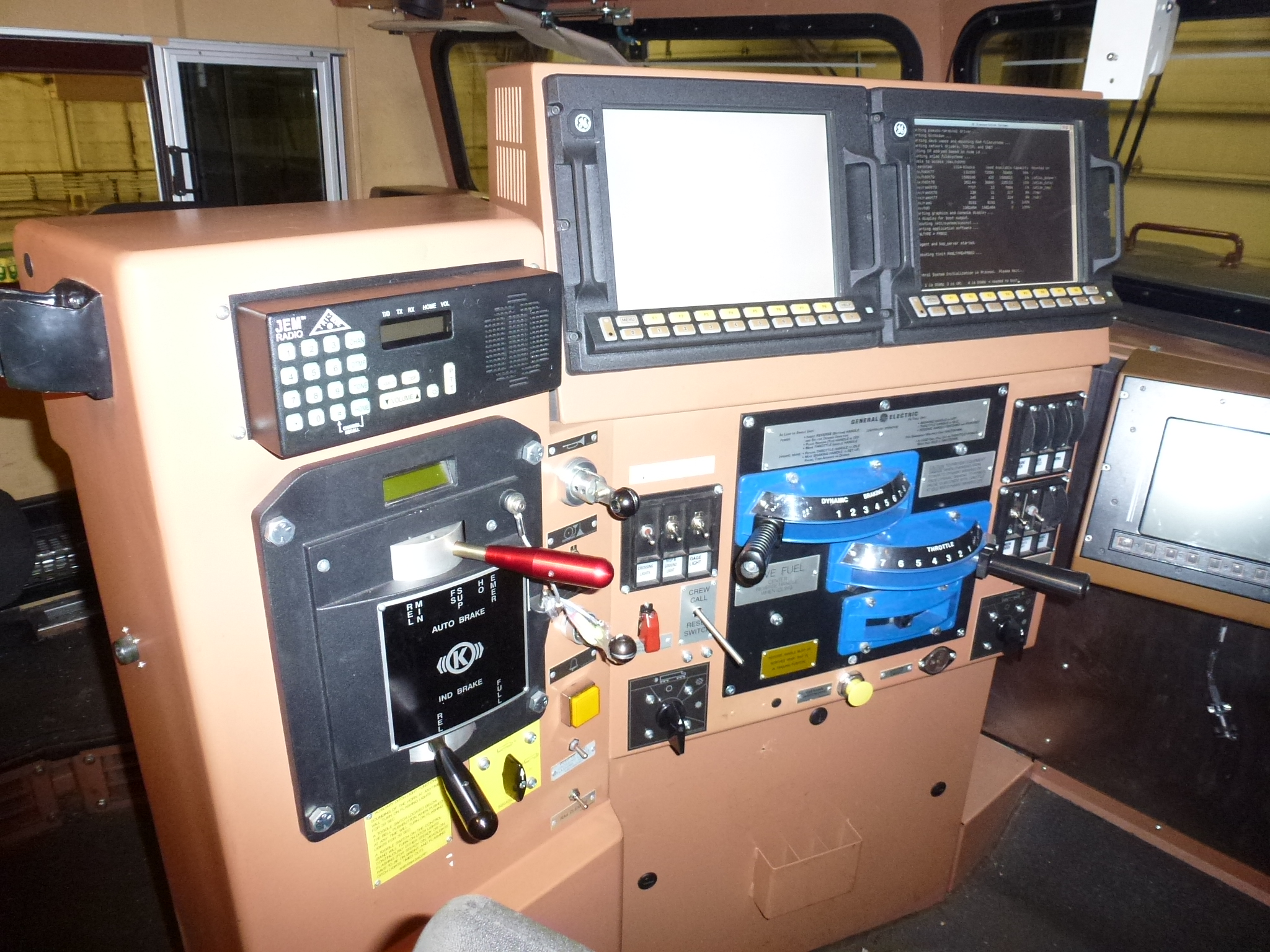 NS 8102 Control Stand